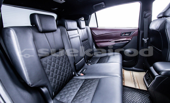 Buy Used Toyota Harrier Red Car in Bangkok in Bangkok Buy Used Toyota Harrier Red Car in Bangkok in Bangkok