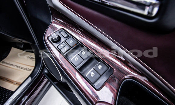 Buy Used Toyota Harrier Red Car in Bangkok in Bangkok Buy Used Toyota Harrier Red Car in Bangkok in Bangkok