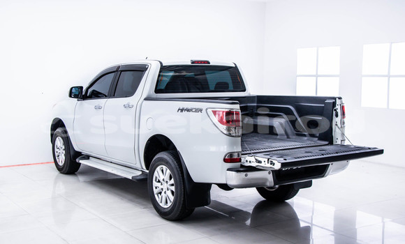 ซื้อ รถมือสอง Mazda BT-50 ขาว รถยนต์ ใน %{เมือง} ใน กรุงเทพมหานคร ซื้อ รถมือสอง Mazda BT-50 ขาว รถยนต์ ใน %{เมือง} ใน กรุงเทพมหานคร