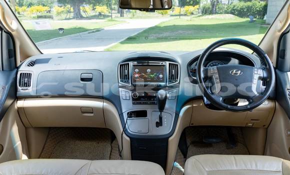 ซื้อ รถมือสอง Hyundai H1 สีดำ รถยนต์ ใน %{เมือง} ใน กรุงเทพมหานคร ซื้อ รถมือสอง Hyundai H1 สีดำ รถยนต์ ใน %{เมือง} ใน กรุงเทพมหานคร