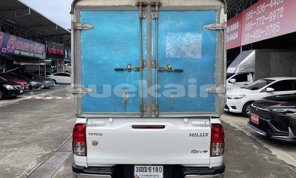 Buy Used Toyota Hiluxe Revo White Car in Bangkok in Bangkok Buy Used Toyota Hiluxe Revo White Car in Bangkok in Bangkok