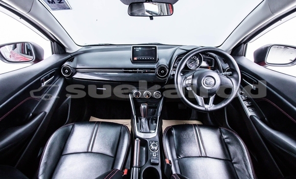 ซื้อ รถมือสอง Mazda 2 สีแดง รถยนต์ ใน %{เมือง} ใน กรุงเทพมหานคร ซื้อ รถมือสอง Mazda 2 สีแดง รถยนต์ ใน %{เมือง} ใน กรุงเทพมหานคร