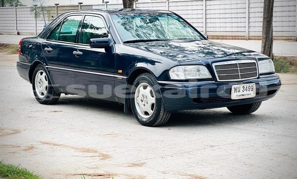 Buy Used Mercedes-Benz C250 coupe Other Car in Bangkok in Bangkok