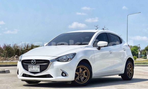 ซื้อ รถมือสอง Mazda 2 ขาว รถยนต์ ใน %{เมือง} ใน กรุงเทพมหานคร ซื้อ รถมือสอง Mazda 2 ขาว รถยนต์ ใน %{เมือง} ใน กรุงเทพมหานคร