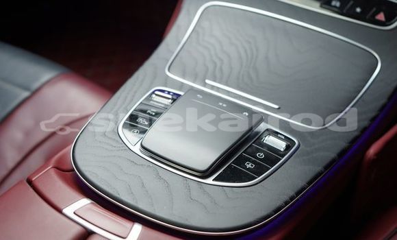 Buy Used Mercedes-Benz CLS-klasse White Car in Bangkok in Bangkok Buy Used Mercedes-Benz CLS-klasse White Car in Bangkok in Bangkok