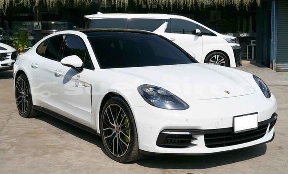 Buy Used Porsche Panamera White Car in Bangkok in Bangkok