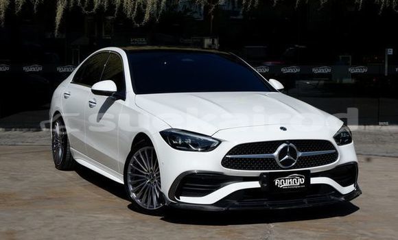 Buy Used Mercedes-Benz C-Classe White Car in Bangkok in Bangkok