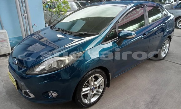 ซื้อ รถมือสอง Ford Fiesta สีน้ำเงิน รถยนต์ ใน %{เมือง} ใน กรุงเทพมหานคร