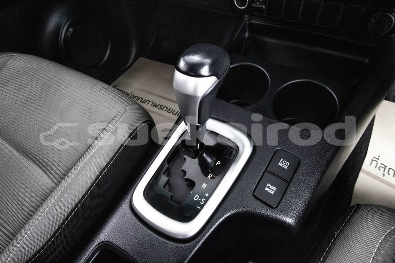 Big with watermark toyota hiluxe revo bangkok bangkok 62578