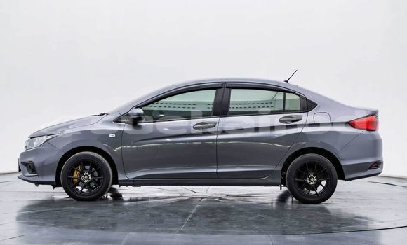 ซื้อ รถมือสอง Honda City อื่น ๆ รถยนต์ ใน %{เมือง} ใน กรุงเทพมหานคร