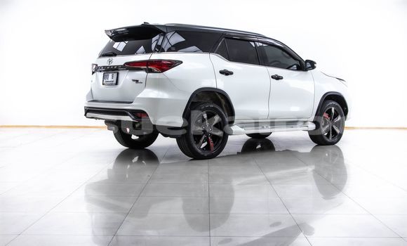 ซื้อ รถมือสอง Toyota Fortuner ขาว รถยนต์ ใน %{เมือง} ใน กรุงเทพมหานคร ซื้อ รถมือสอง Toyota Fortuner ขาว รถยนต์ ใน %{เมือง} ใน กรุงเทพมหานคร