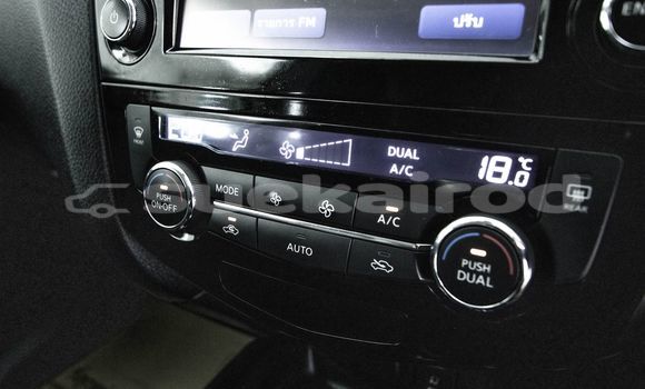 Buy Used Nissan X-Trail White Car in Bangkok in Bangkok Buy Used Nissan X-Trail White Car in Bangkok in Bangkok