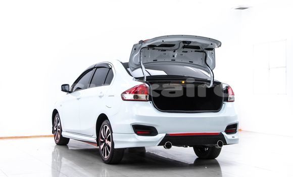 Buy Used Suzuki Ciaz White Car in Bangkok in Bangkok Buy Used Suzuki Ciaz White Car in Bangkok in Bangkok