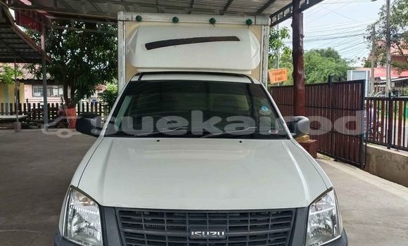 ซื้อ รถมือสอง Toyota Duet ขาว รถยนต์ ใน %{เมือง} ใน กรุงเทพมหานคร