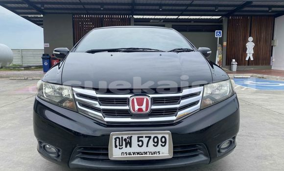 ซื้อ รถมือสอง Honda City สีดำ รถยนต์ ใน %{เมือง} ใน กรุงเทพมหานคร