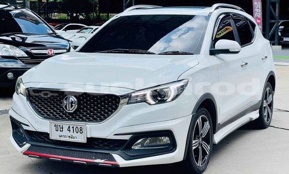 Buy Used MG ZS White Car in Bangkok in Bangkok