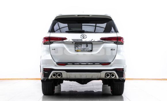 Buy Used Toyota Fortuner White Car in Bangkok in Bangkok Buy Used Toyota Fortuner White Car in Bangkok in Bangkok