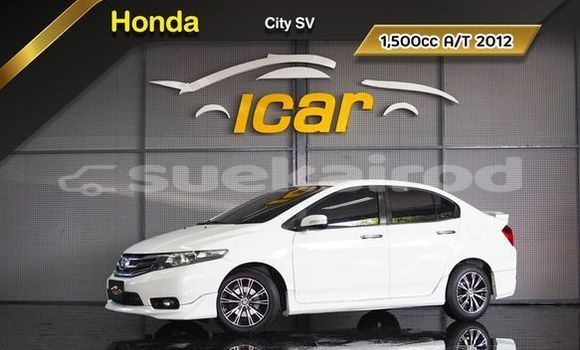 Buy Used Honda City White Car in Chonburi in Chonburi