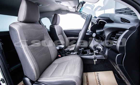 ซื้อ รถมือสอง Toyota Hiluxe Revo ขาว รถยนต์ ใน %{เมือง} ใน กรุงเทพมหานคร ซื้อ รถมือสอง Toyota Hiluxe Revo ขาว รถยนต์ ใน %{เมือง} ใน กรุงเทพมหานคร