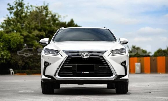 ซื้อ รถมือสอง Lexus RX 300 ขาว รถยนต์ ใน %{เมือง} ใน กรุงเทพมหานคร