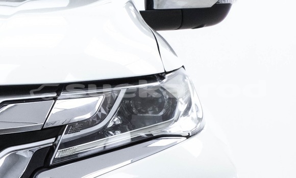 ซื้อ รถมือสอง Mitsubishi Pajero Sport ขาว รถยนต์ ใน %{เมือง} ใน กรุงเทพมหานคร ซื้อ รถมือสอง Mitsubishi Pajero Sport ขาว รถยนต์ ใน %{เมือง} ใน กรุงเทพมหานคร