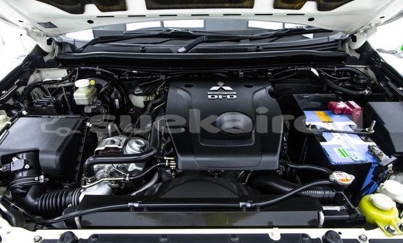ซื้อ รถมือสอง Mitsubishi Pajero Sport ขาว รถยนต์ ใน %{เมือง} ใน กรุงเทพมหานคร ซื้อ รถมือสอง Mitsubishi Pajero Sport ขาว รถยนต์ ใน %{เมือง} ใน กรุงเทพมหานคร