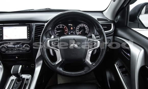 ซื้อ รถมือสอง Mitsubishi Pajero Sport ขาว รถยนต์ ใน %{เมือง} ใน กรุงเทพมหานคร ซื้อ รถมือสอง Mitsubishi Pajero Sport ขาว รถยนต์ ใน %{เมือง} ใน กรุงเทพมหานคร