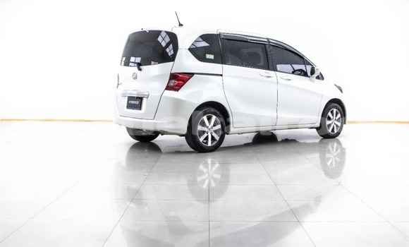 Buy Used Honda Freed White Car in Bangkok in Bangkok Buy Used Honda Freed White Car in Bangkok in Bangkok