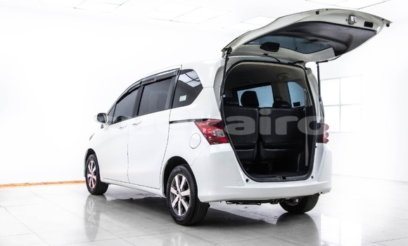 Buy Used Honda Freed White Car in Bangkok in Bangkok Buy Used Honda Freed White Car in Bangkok in Bangkok