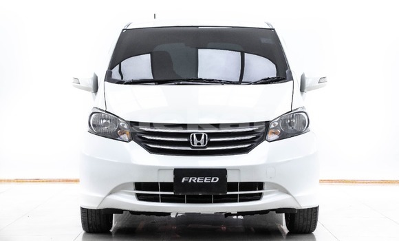 Buy Used Honda Freed White Car in Bangkok in Bangkok Buy Used Honda Freed White Car in Bangkok in Bangkok