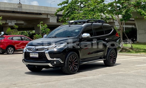 ซื้อ รถมือสอง Toyota Fortuner สีดำ รถยนต์ ใน %{เมือง} ใน กรุงเทพมหานคร