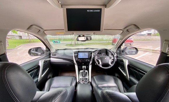 Buy Used Toyota Fortuner Black Car in Bangkok in Bangkok Buy Used Toyota Fortuner Black Car in Bangkok in Bangkok