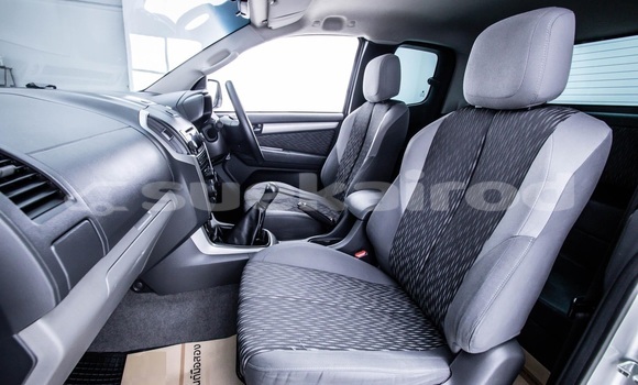 ซื้อ รถมือสอง Chevrolet Corolado เงิน รถยนต์ ใน %{เมือง} ใน กรุงเทพมหานคร ซื้อ รถมือสอง Chevrolet Corolado เงิน รถยนต์ ใน %{เมือง} ใน กรุงเทพมหานคร