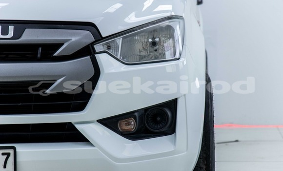 Buy Used Isuzu D–MAX White Car in Bangkok in Bangkok Buy Used Isuzu D–MAX White Car in Bangkok in Bangkok