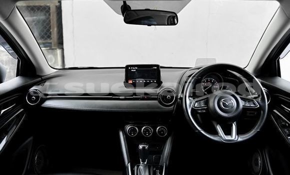 ซื้อ รถมือสอง Mazda Mazda 2 สีดำ รถยนต์ ใน %{เมือง} ใน ชลบุรี ซื้อ รถมือสอง Mazda Mazda 2 สีดำ รถยนต์ ใน %{เมือง} ใน ชลบุรี