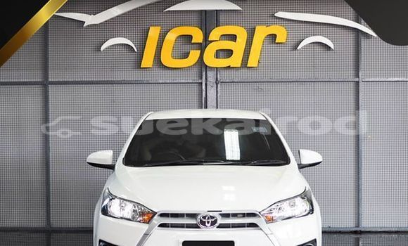 ซื้อ รถมือสอง Toyota Yaris ขาว รถยนต์ ใน %{เมือง} ใน ชลบุรี ซื้อ รถมือสอง Toyota Yaris ขาว รถยนต์ ใน %{เมือง} ใน ชลบุรี