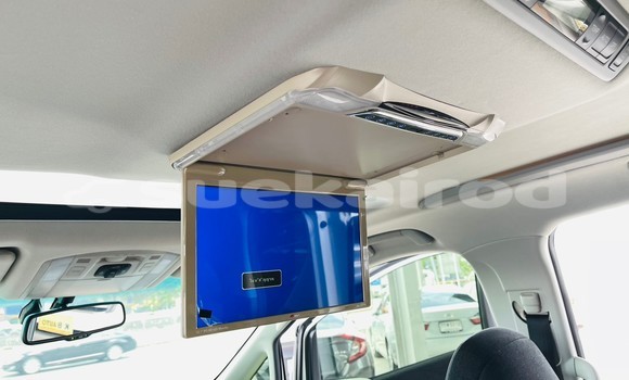 Buy Used Toyota Vellfire White Car in Bangkok in Bangkok Buy Used Toyota Vellfire White Car in Bangkok in Bangkok