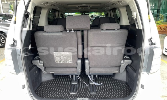 Buy Used Toyota Vellfire White Car in Bangkok in Bangkok Buy Used Toyota Vellfire White Car in Bangkok in Bangkok