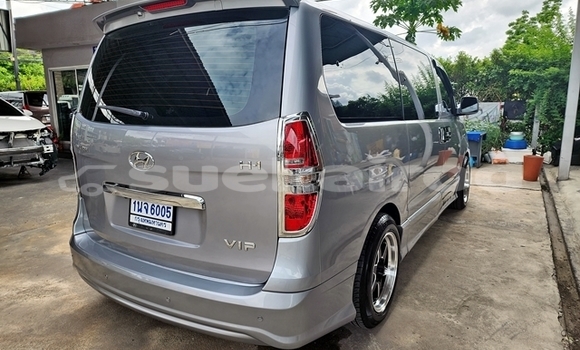 ซื้อ รถมือสอง Hyundai H1 เงิน รถยนต์ ใน %{เมือง} ใน กรุงเทพมหานคร ซื้อ รถมือสอง Hyundai H1 เงิน รถยนต์ ใน %{เมือง} ใน กรุงเทพมหานคร