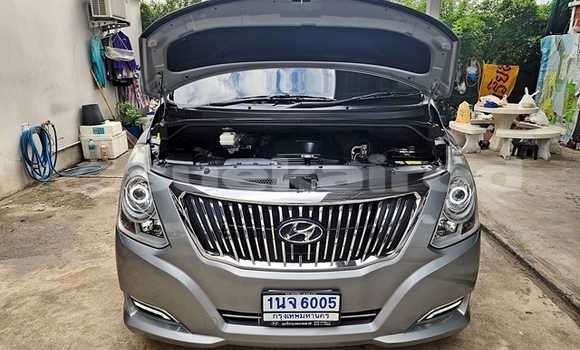 ซื้อ รถมือสอง Hyundai H1 เงิน รถยนต์ ใน %{เมือง} ใน กรุงเทพมหานคร ซื้อ รถมือสอง Hyundai H1 เงิน รถยนต์ ใน %{เมือง} ใน กรุงเทพมหานคร
