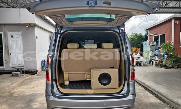 ซื้อ รถมือสอง Hyundai H1 เงิน รถยนต์ ใน %{เมือง} ใน กรุงเทพมหานคร ซื้อ รถมือสอง Hyundai H1 เงิน รถยนต์ ใน %{เมือง} ใน กรุงเทพมหานคร