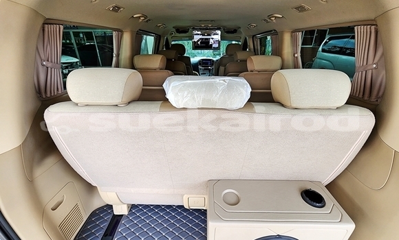 ซื้อ รถมือสอง Hyundai H1 เงิน รถยนต์ ใน %{เมือง} ใน กรุงเทพมหานคร ซื้อ รถมือสอง Hyundai H1 เงิน รถยนต์ ใน %{เมือง} ใน กรุงเทพมหานคร