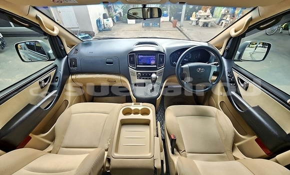 ซื้อ รถมือสอง Hyundai H1 เงิน รถยนต์ ใน %{เมือง} ใน กรุงเทพมหานคร ซื้อ รถมือสอง Hyundai H1 เงิน รถยนต์ ใน %{เมือง} ใน กรุงเทพมหานคร