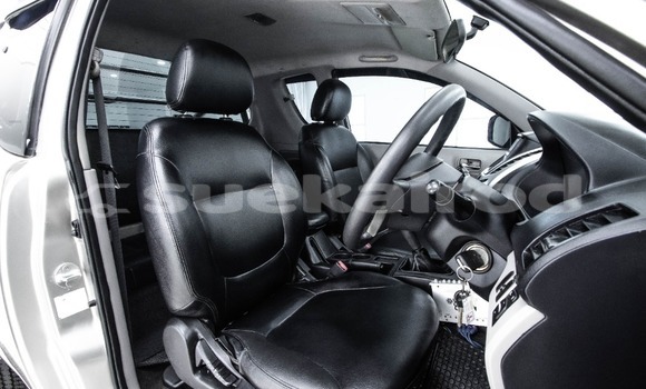 Buy Used Mitsubishi Triton Brown Car in Bangkok in Bangkok Buy Used Mitsubishi Triton Brown Car in Bangkok in Bangkok