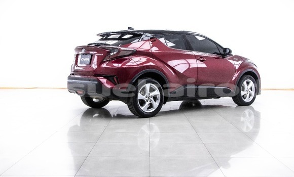 ซื้อ รถมือสอง Toyota C-HR สีแดง รถยนต์ ใน %{เมือง} ใน กรุงเทพมหานคร ซื้อ รถมือสอง Toyota C-HR สีแดง รถยนต์ ใน %{เมือง} ใน กรุงเทพมหานคร