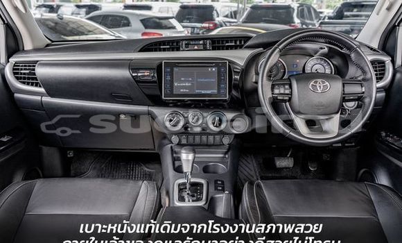 Buy Used Toyota Hiluxe Revo White Car in Bangkok in Bangkok Buy Used Toyota Hiluxe Revo White Car in Bangkok in Bangkok