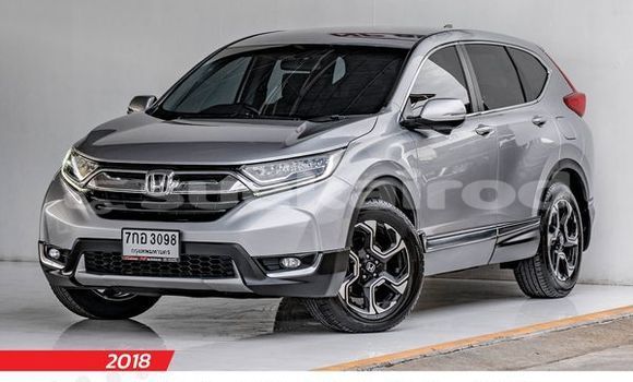 ซื้อ รถมือสอง Honda CR-V อื่น ๆ รถยนต์ ใน %{เมือง} ใน กรุงเทพมหานคร