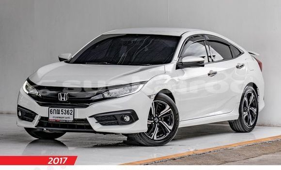 ซื้อ รถมือสอง Honda Civic ขาว รถยนต์ ใน %{เมือง} ใน กรุงเทพมหานคร