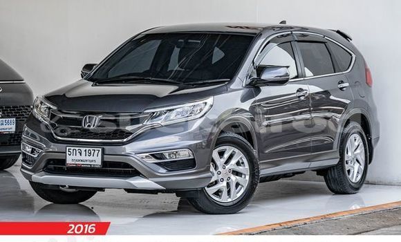 ซื้อ รถมือสอง Honda CR-V อื่น ๆ รถยนต์ ใน %{เมือง} ใน กรุงเทพมหานคร