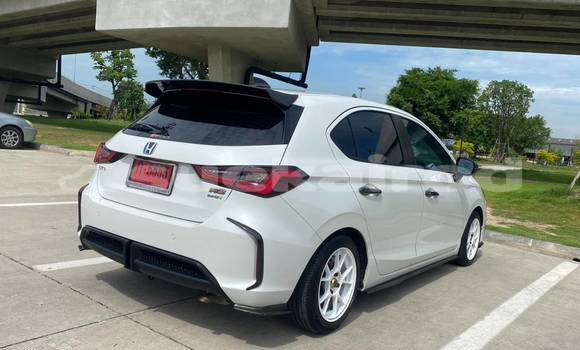 Buy Used Honda City White Car in Bangkok in Bangkok Buy Used Honda City White Car in Bangkok in Bangkok